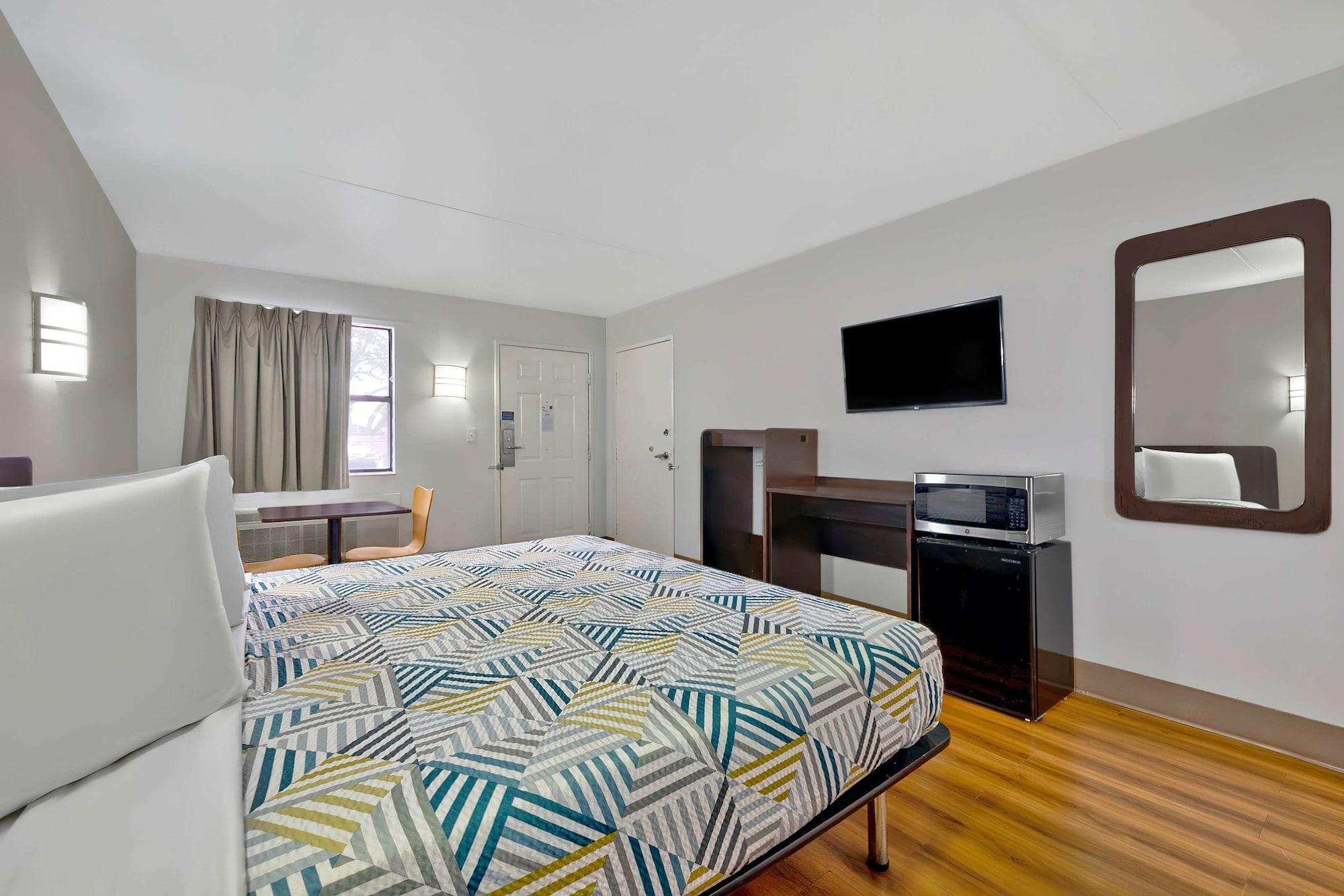 Motel 6-Plano, Tx - Plano Northeast Dış mekan fotoğraf